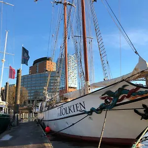 Segelschiff J.r. Tolkien 3*, Hamburg Deutschland